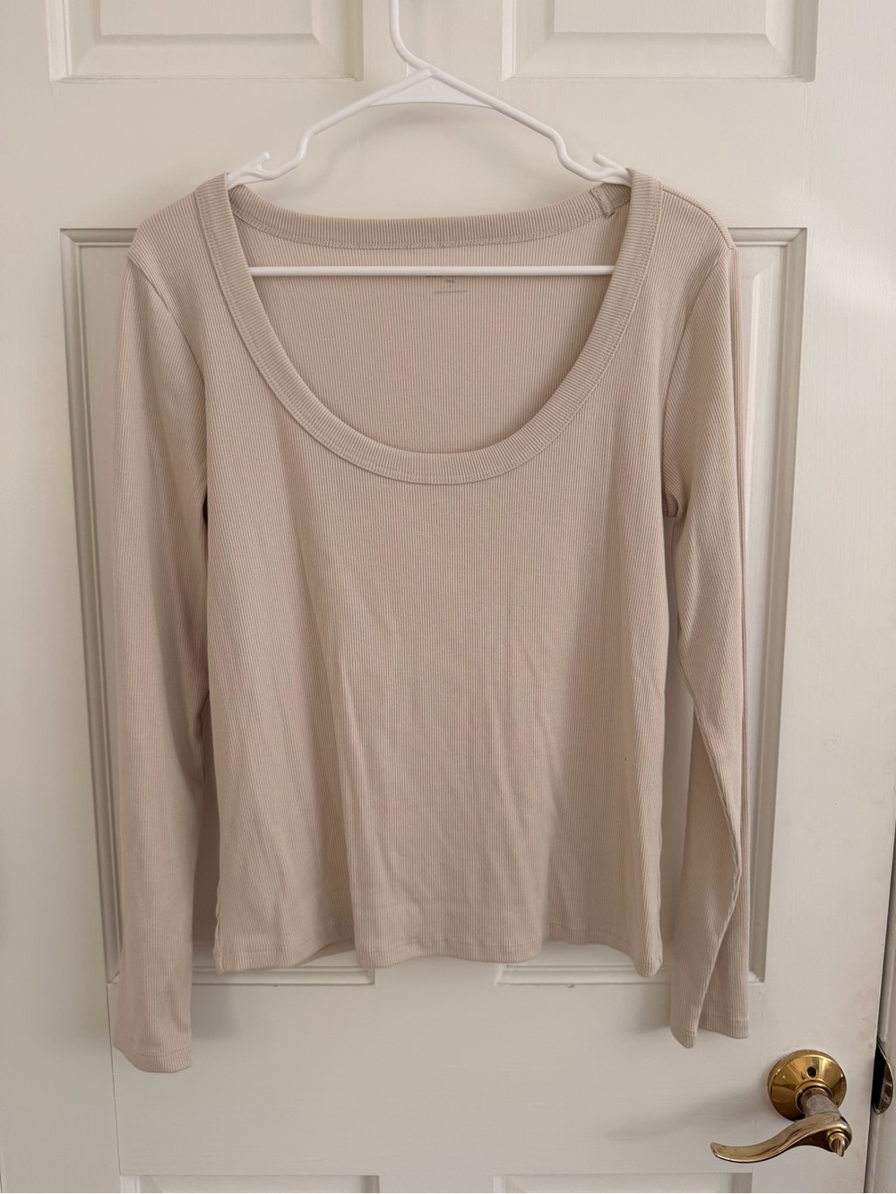 Old Navy Women's Scoop Neck Long Sleeve Top - Light Beige